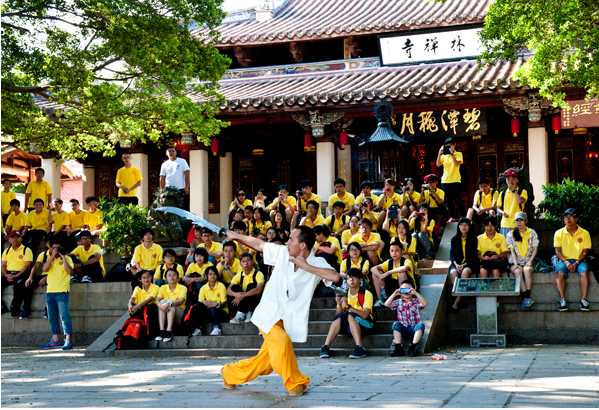 两岸“福建之旅”文化寻根夏令营在福建泉州开营 两岸“福建之旅”文化寻根夏令营在福建泉州开营