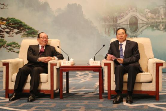 省委书记李锦斌会见蒋孝严 省委书记李锦斌会见蒋孝严