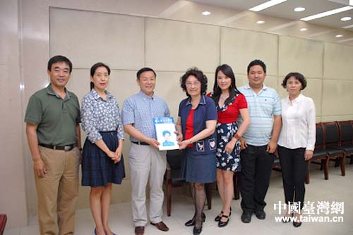 陕西省台办领导会见美籍台胞。