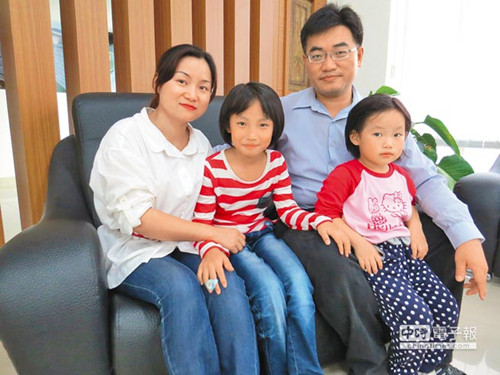 台湾郎为娶川妹子酒品测试喝到趴下(图)