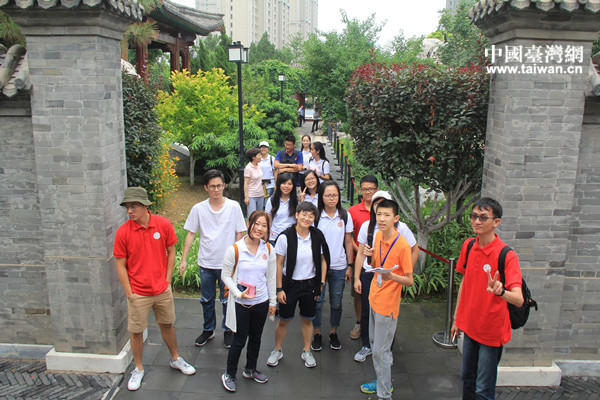1858437764973068.jpg 参观李叔同先生故居纪念馆(中信银行天津分行供图).jpg
