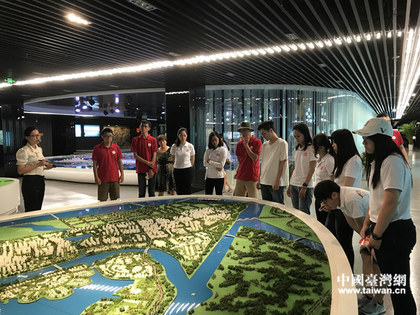 1900196118011326.jpg 参观天津市规划展览馆(中信银行天津分行供图).jpg
