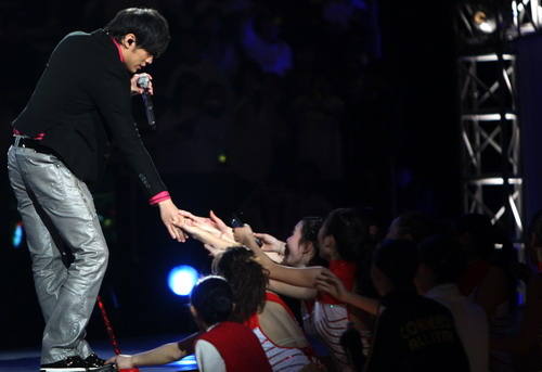 �ܽ��׾����ݳ�