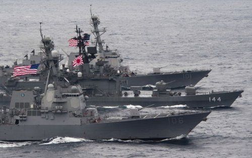美日举行联合海上演习(资料图) 美日举行联合海上演习(资料图)