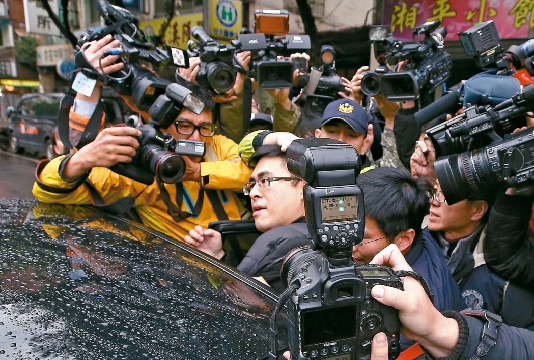 洪孟楷:若有人民币就涉嫌犯罪 藏美金日币岂非汉奸? 洪孟楷:若有人民币就涉嫌犯罪 藏美金日币岂非汉奸?