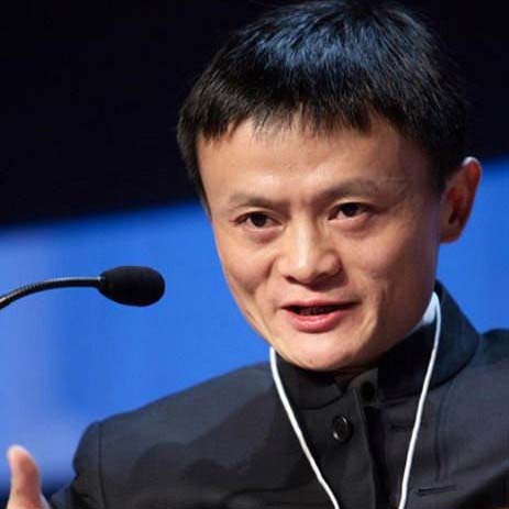 阿里巴巴董事会主席马云成为大陆首富,但他表示并未因此快乐 阿里巴巴董事会主席马云成为大陆首富,但他表示并未因此快乐