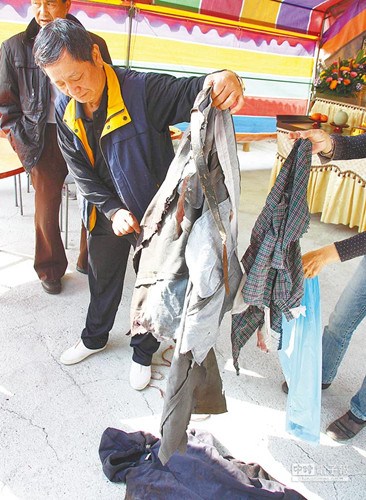 台湾91岁老农遭野狗咬死 面对恶犬要慢退防卫威吓(图) 台湾91岁老农遭野狗咬死 面对恶犬要慢退防卫威吓(图)