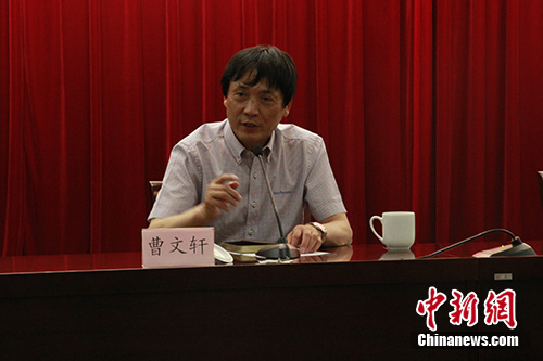 作家曹文轩自认保守:保守也可以深刻也可以有态度