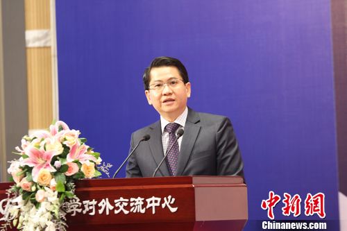 罗家良在致辞