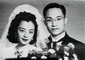 金庸与第一任妻子杜治芬