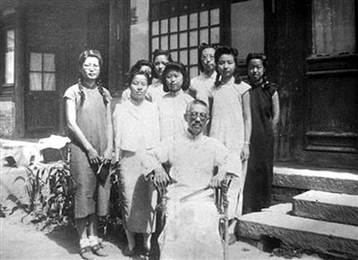 叶嘉莹女儿:母亲一辈子都在和古诗词谈恋爱 叶嘉莹女儿:母亲一辈子都在和古诗词谈恋爱