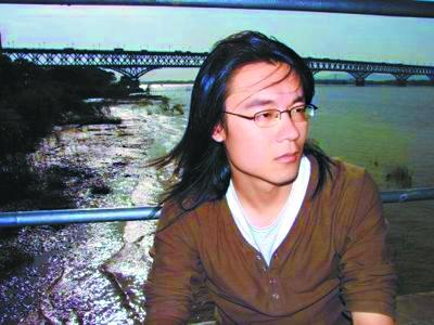 张嘉佳:学不了郭敬明 没举报宁财神 张嘉佳:学不了郭敬明 没举报宁财神