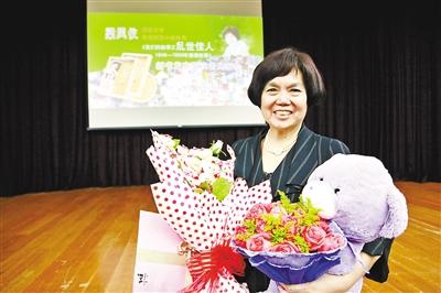 梁凤仪停笔15年后推封笔之作 自称只是个小商人 梁凤仪停笔15年后推封笔之作 自称只是个小商人
