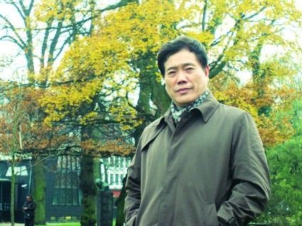 赵丽宏忆八旬老人赠书落泪 新解“书中自有颜如玉” 赵丽宏忆八旬老人赠书落泪 新解“书中自有颜如玉”