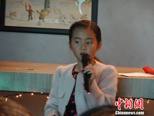 黄磊女儿翻译童话书 称未来只想当导演、演员 黄磊女儿翻译童话书 称未来只想当导演、演员