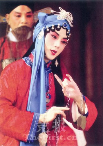 黎明虞姬造型俊美欠佳难敌梅兰芳倾城之美(图)