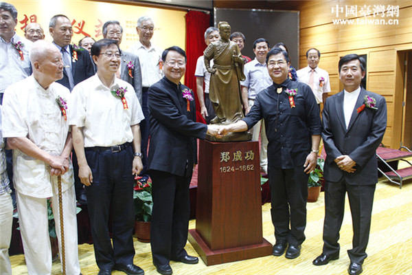 �л�ȫ��̨��ͬ�������᳤����򡢱�����̨��������������������ܼҳ�����Ϊͭ���Ļ